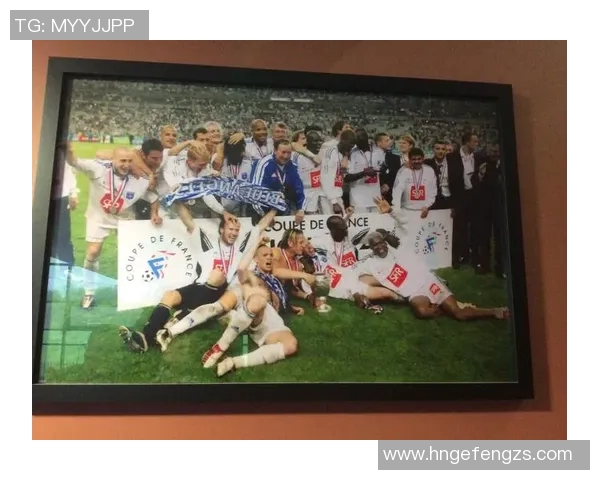 巴蜀足球明星全景盘点及其辉煌成就与影响力分析 巴蜀足球明星全景盘点及其辉煌成就与影响力分析